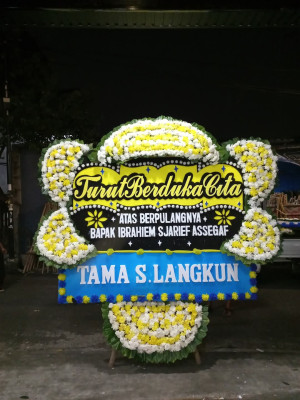 Papan Bunga Duka di Lampihong